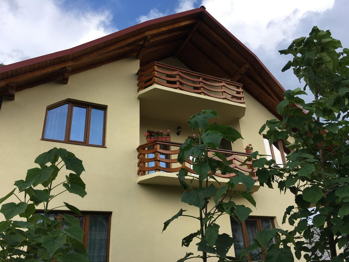 Sub Creasta Cocosului Hotell Breb Exteriör bild